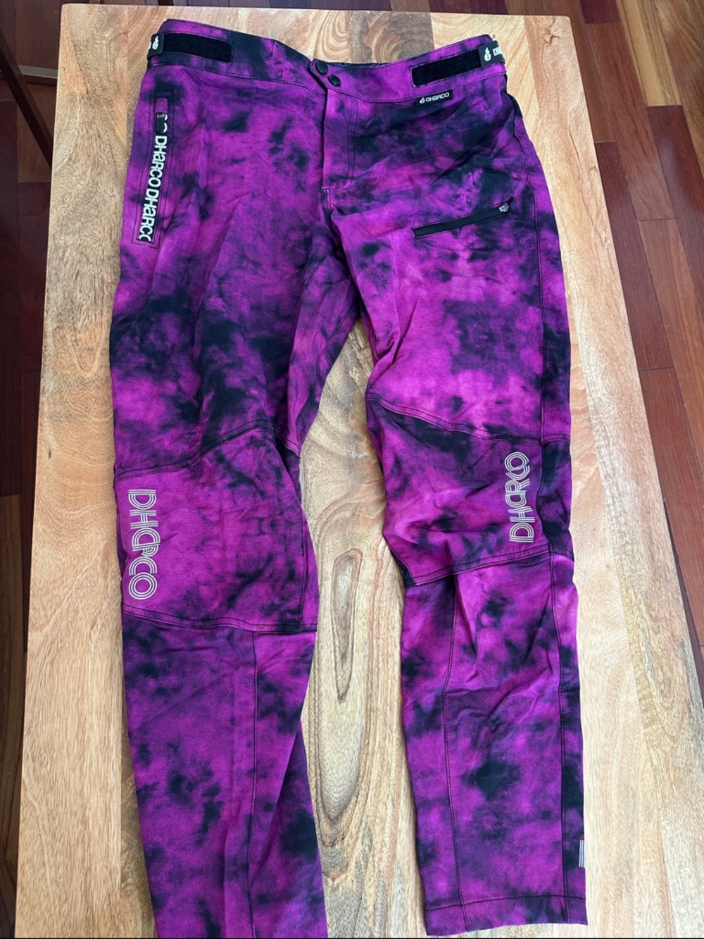 Dharco women’s down hill MTB Pants pink tie dye Large
